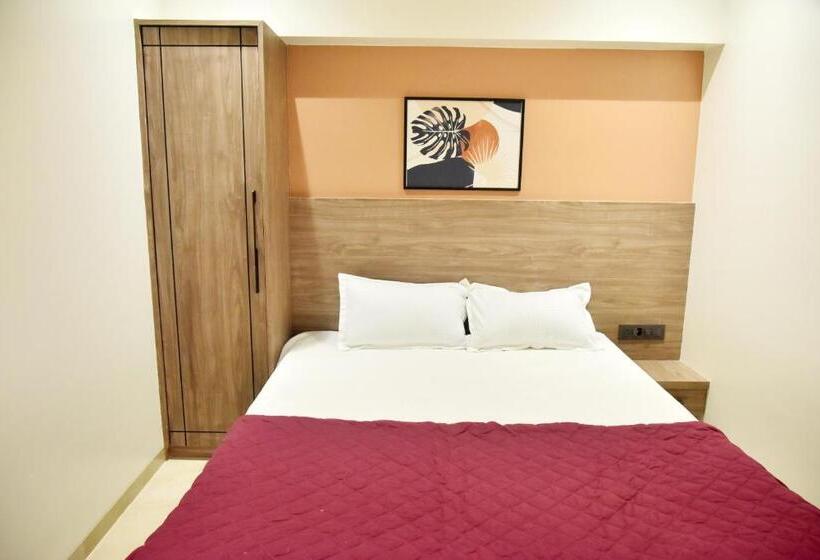 Hotel Manoranjan Enclave