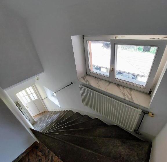 هتل R14 Green House