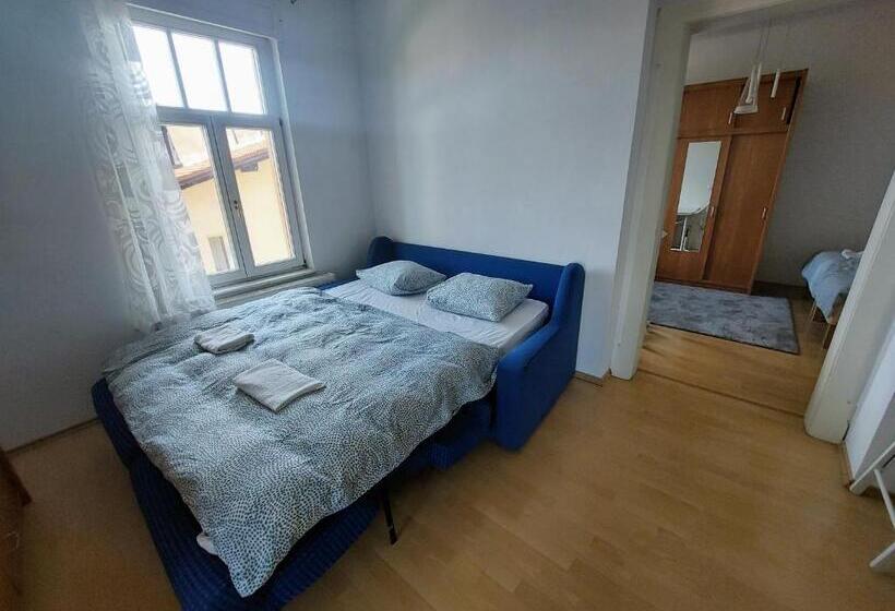 هتل R14 Green House