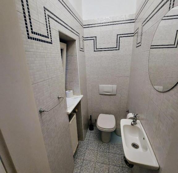 هتل R14 Green House