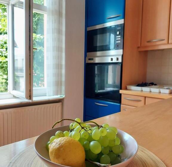 هتل R14 Green House