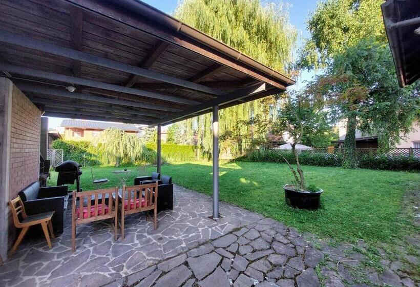 هتل R14 Green House