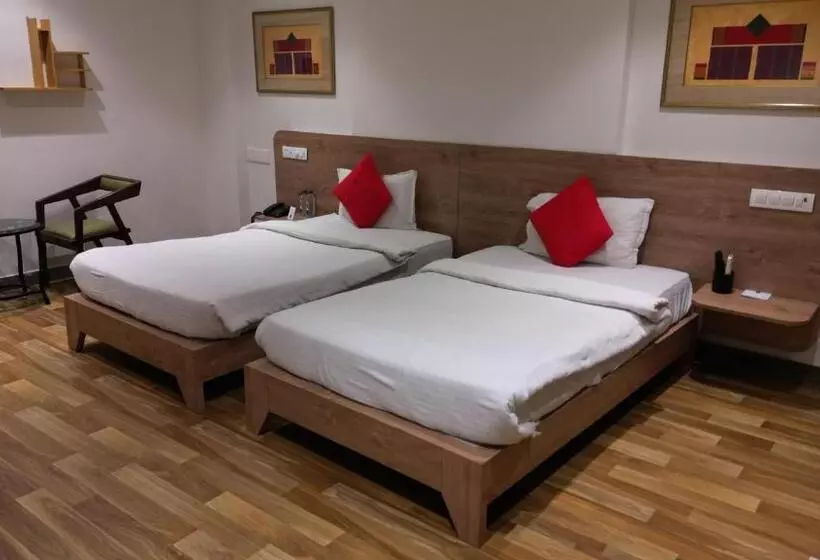 Hotelli Sapphero Akshar Inn  Jamnagar