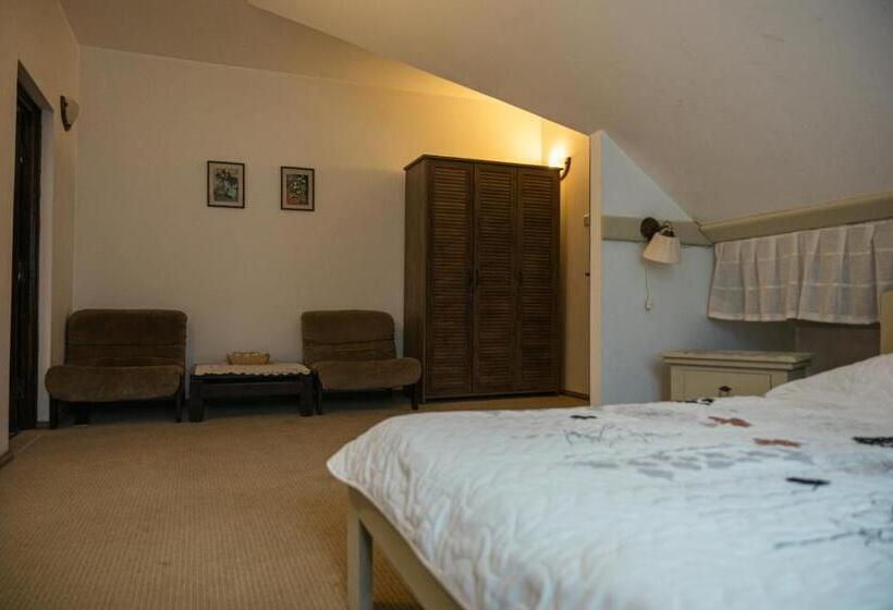 پانسیون Casa Calin