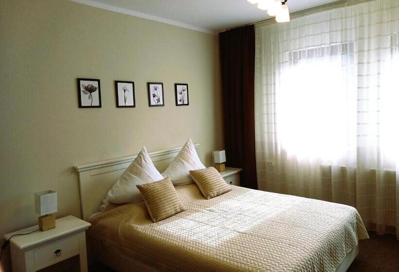 پانسیون Casa Calin