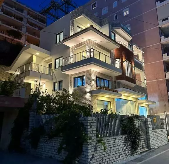 ペンション Villa Idrizi