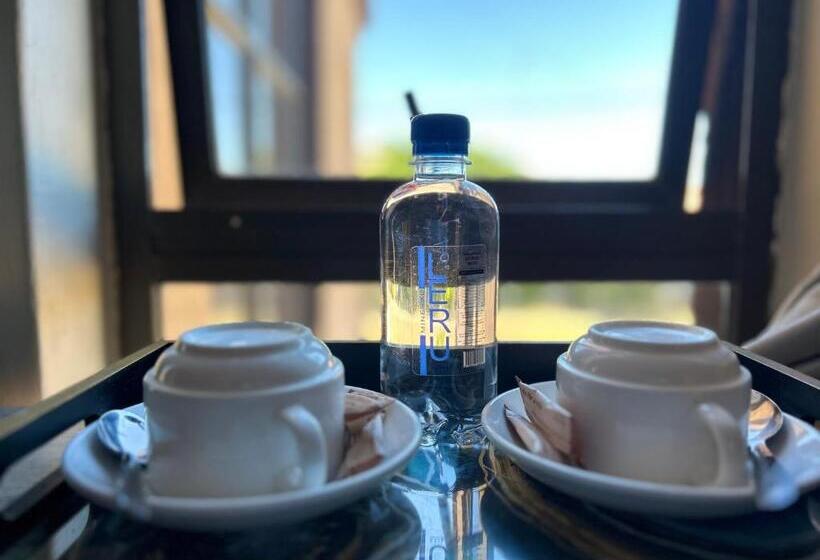 تختخواب و صبحانه Gabs Airport Inn