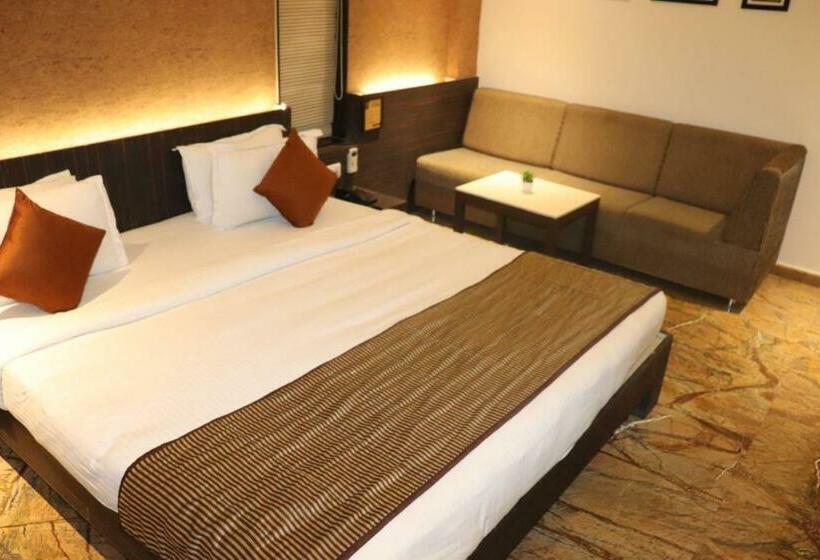 هتل King’s Kraft Stay Inn Rajkot