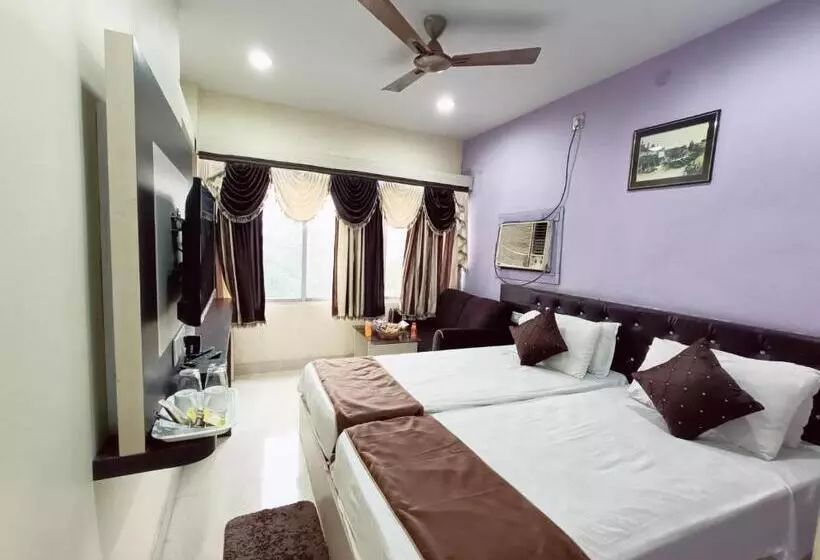 ホテル Reliance Guest House