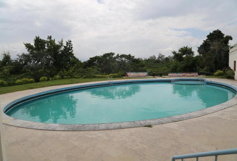 호텔 Taramati Baradari