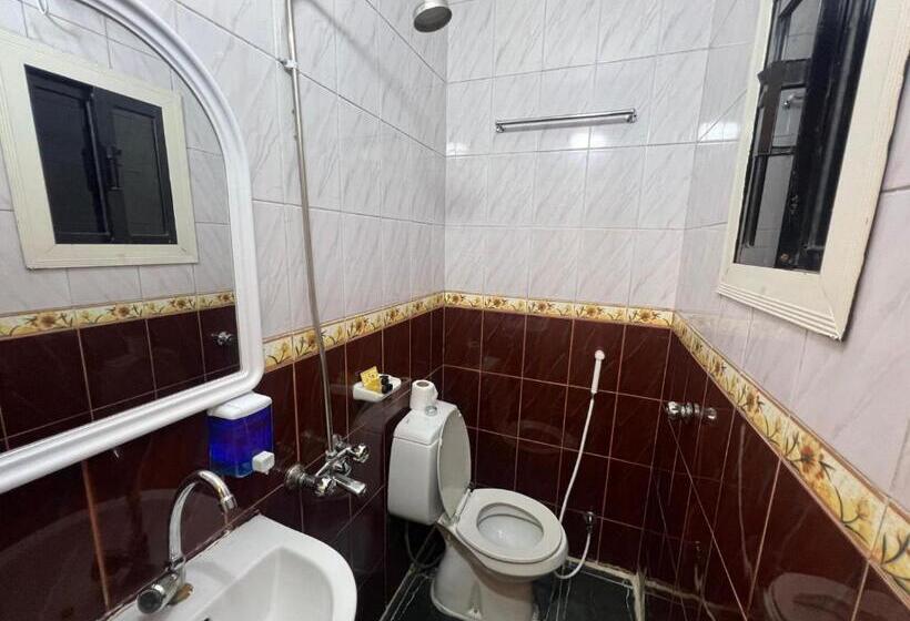 Mohammad Hariri Hotel فندق محمد حريري