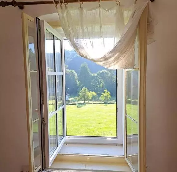 ペンション Statek 100dola