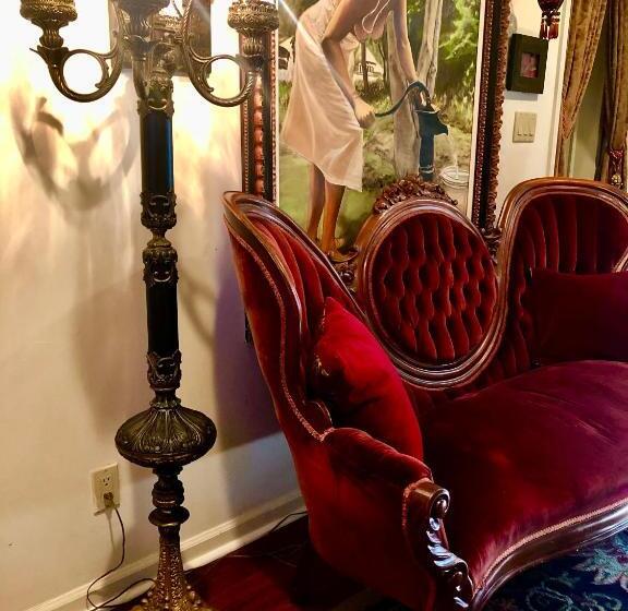 Private Stay By Madlygiving Boutique Bed & Breakfast At National Harbor By Hospitalent Mariby Co