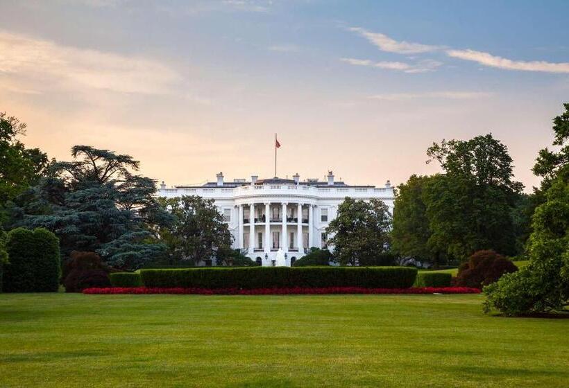 Private Stay By Madlygiving Boutique Bed & Breakfast At National Harbor By Hospitalent Mariby Co