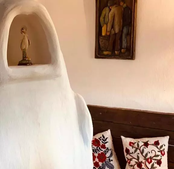 Aamiaismajoitus (B&B) Inside, The Village  Wooden Hideaway