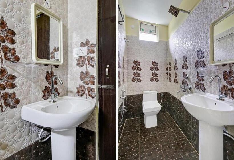 Collection O Hotel Seascape