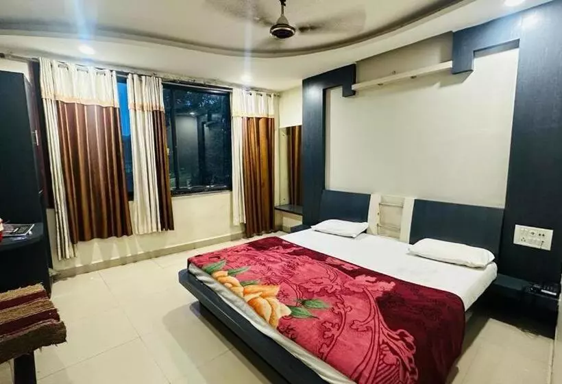 Hotelli Giriraj