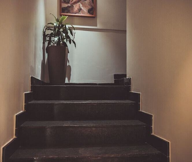 호텔 Golden Riviera