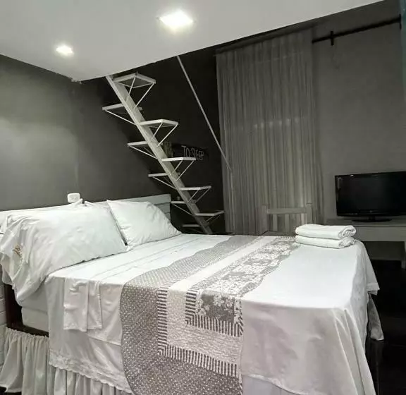 La Casa Ovalle