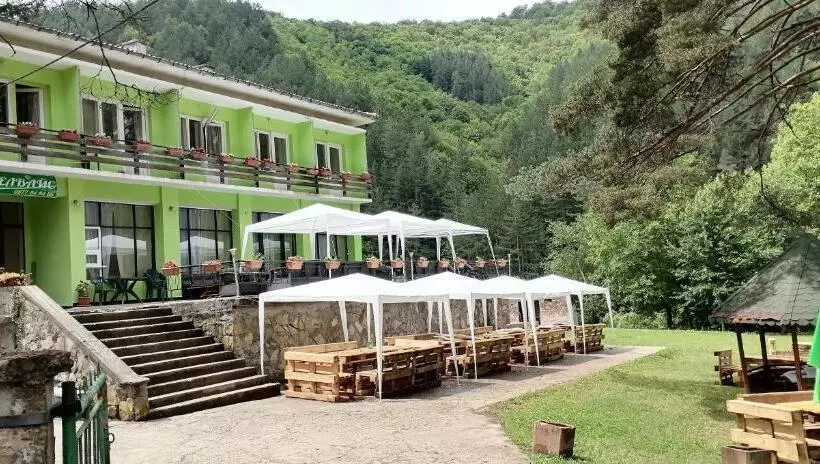 ホテル вила еделвайс