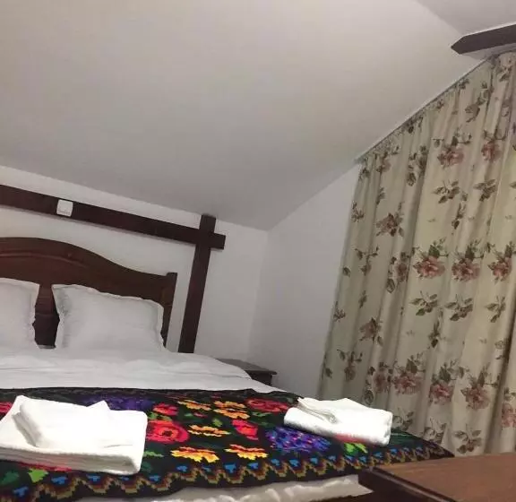 ホテル Casa Pintioi