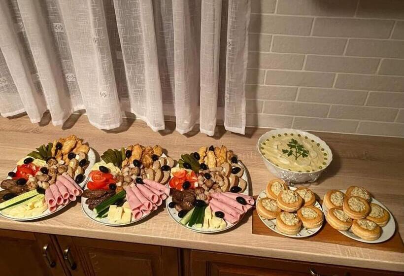 בית מלון כפרי Casa Pintioi