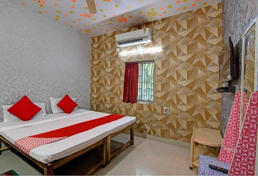 בית מלון כפרי Oyo Flagship Kasturi