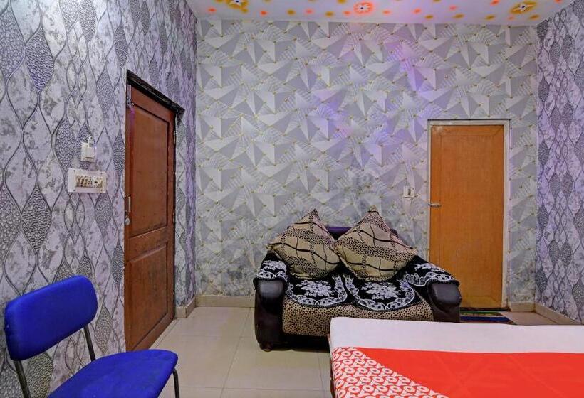 בית מלון כפרי Oyo Flagship Kasturi