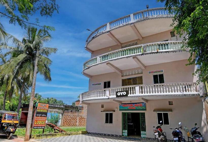 בית מלון כפרי Oyo Flagship Kasturi