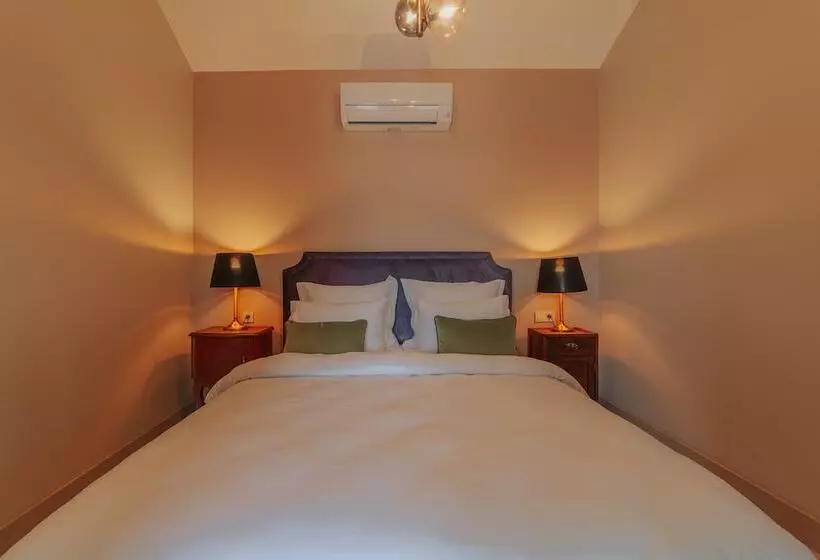 Odam Otel