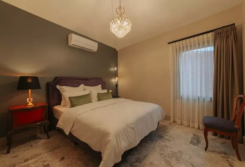 Odam Otel