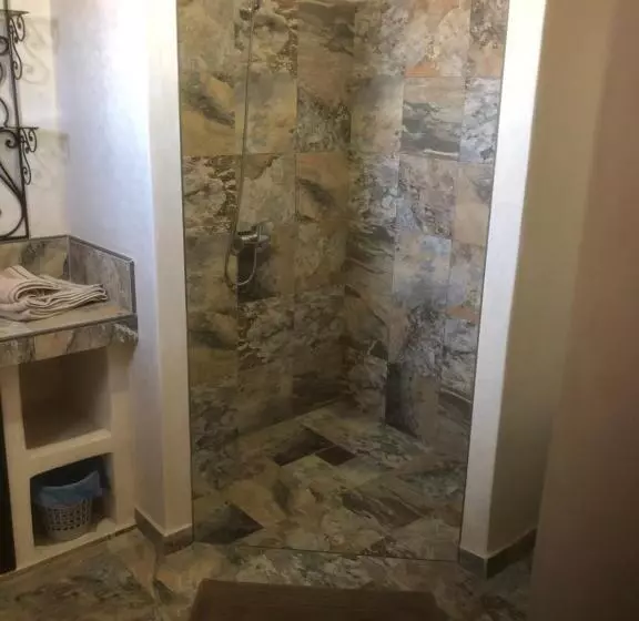 Majatalo Dar Tiziri Amizmiz