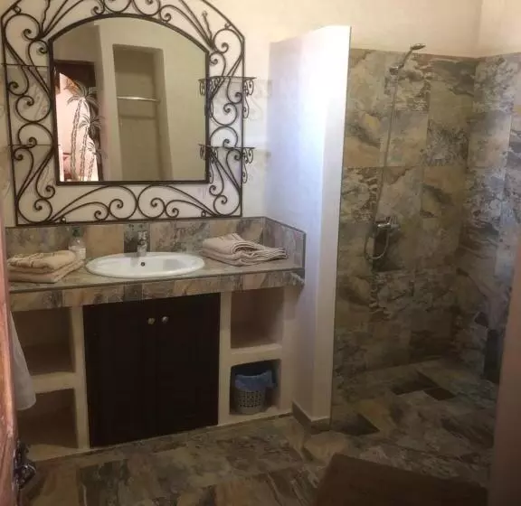 Majatalo Dar Tiziri Amizmiz