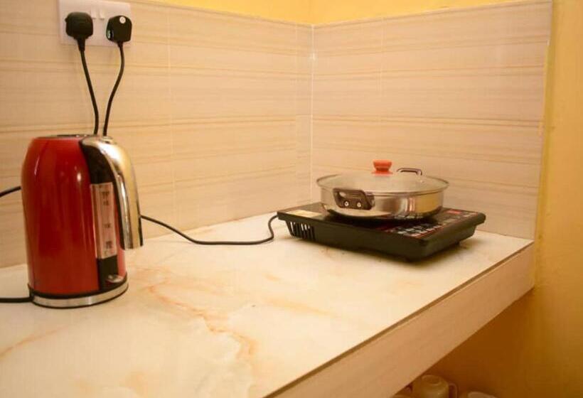 פנסיון Mfumbwi Coast Village