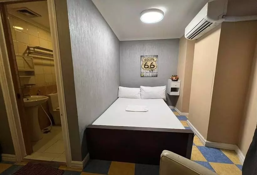 ユースホステル Remedios Hotel Manila City Center