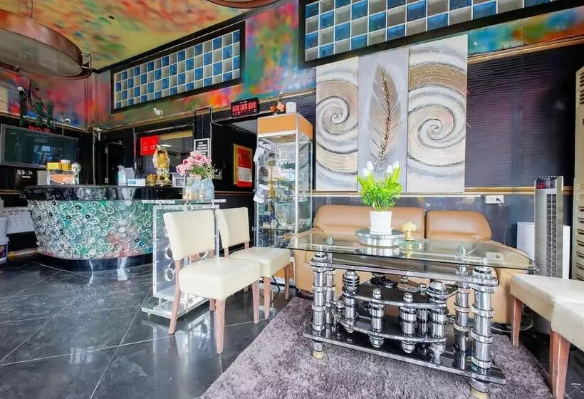 ユースホステル Remedios Hotel Manila City Center