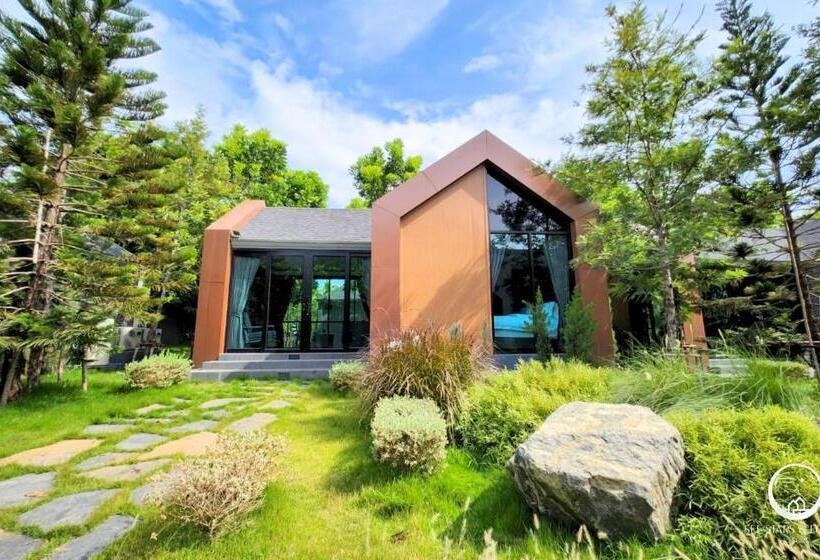 See Stars & Forest Resort