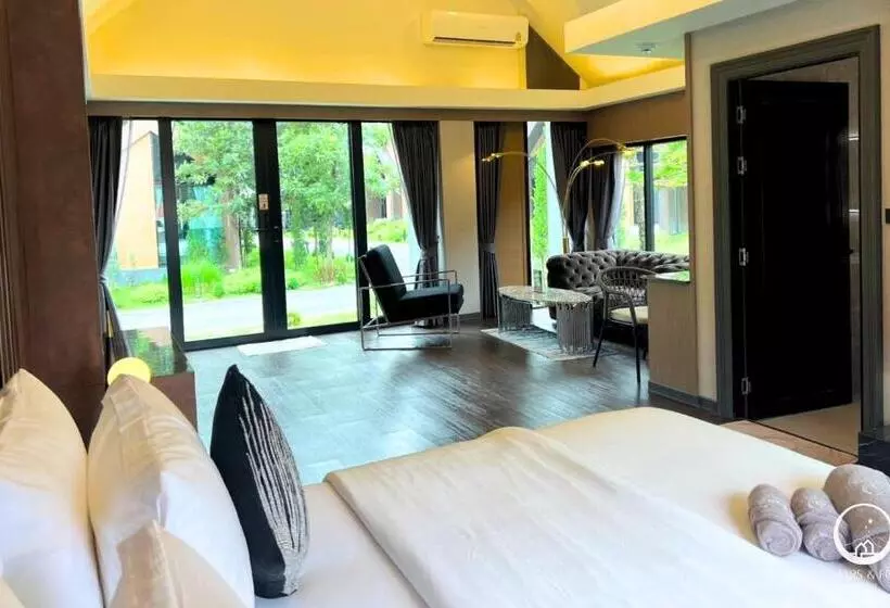 See Stars & Forest Resort