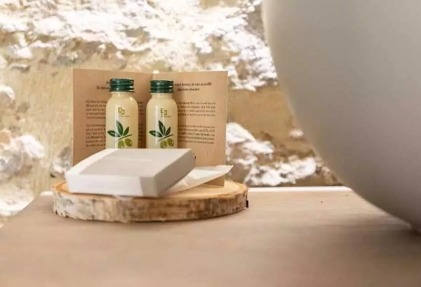 Majatalo Forma Your Boutique Suite