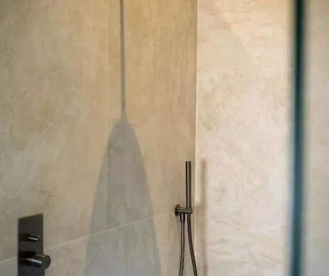 Majatalo Forma Your Boutique Suite