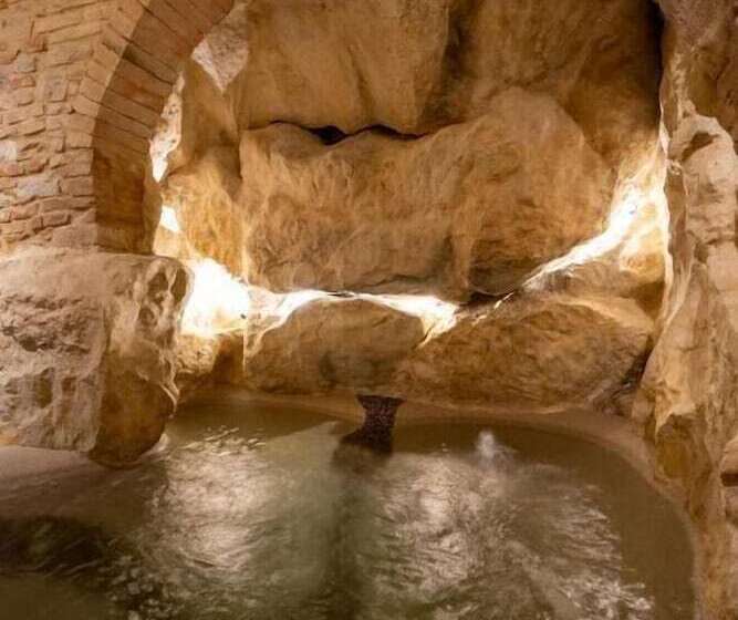 Пансион Forma Your Boutique Suite