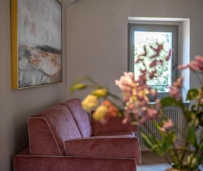 Пансион Forma Your Boutique Suite