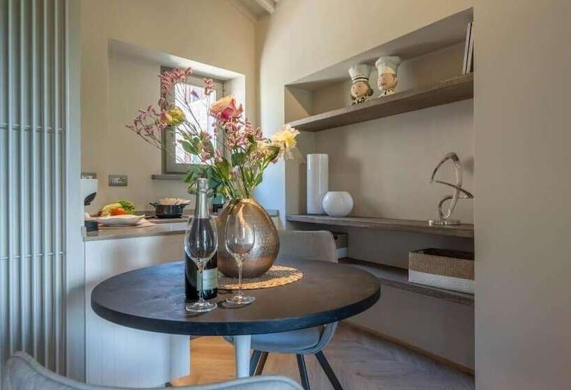 Пансион Forma Your Boutique Suite