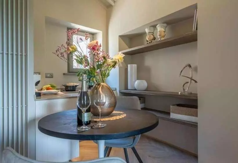 Majatalo Forma Your Boutique Suite