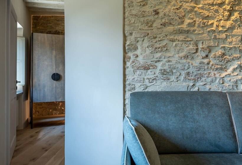 Пансион Forma Your Boutique Suite