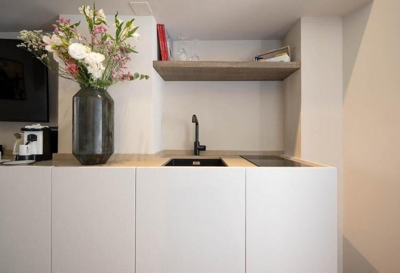 Пансион Forma Your Boutique Suite