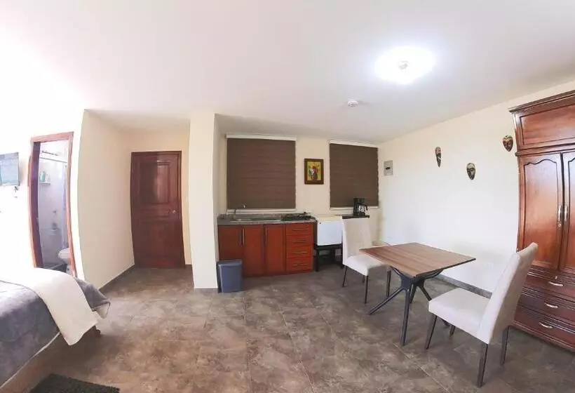 Majatalo Suite Central Park Tababela