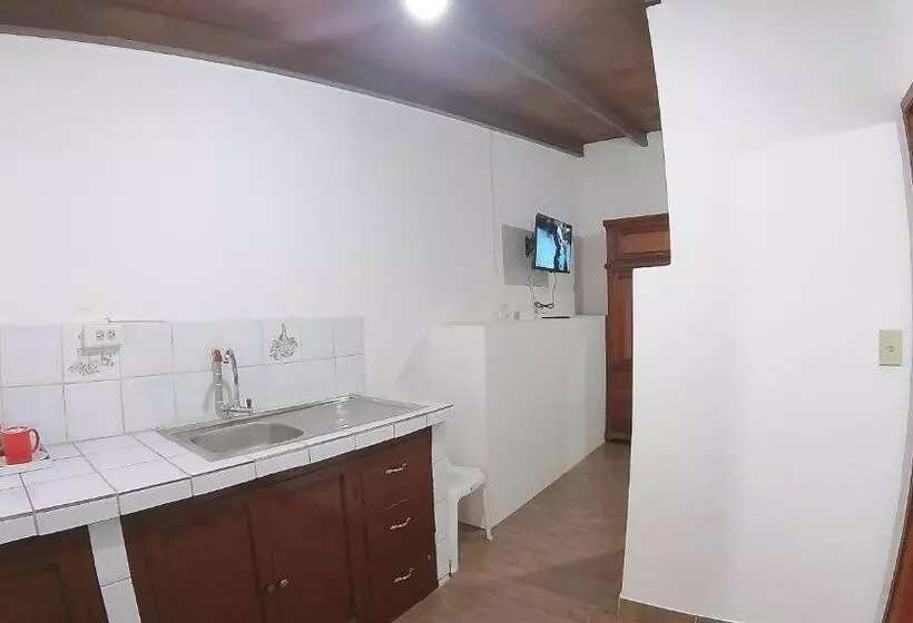 Majatalo Suite Central Park Tababela