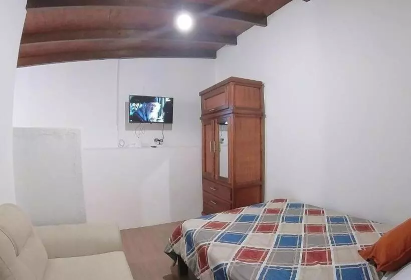 Majatalo Suite Central Park Tababela