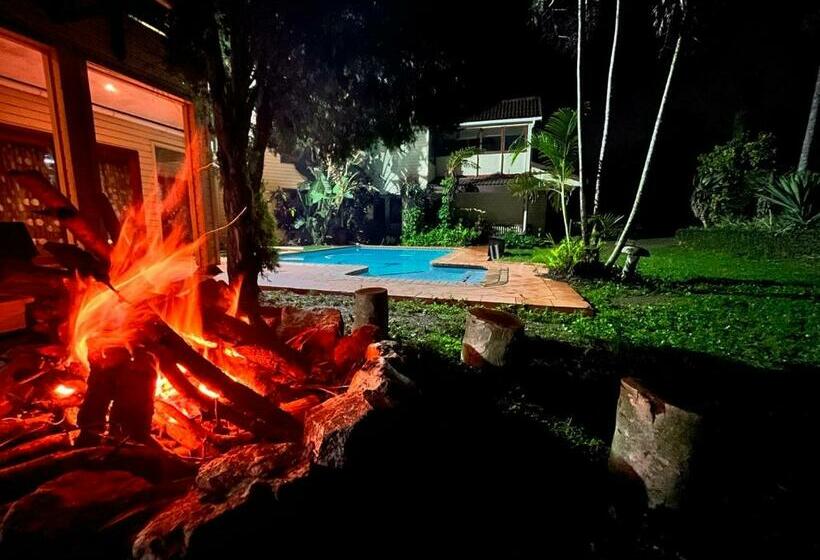 פנסיון The Woodhouse